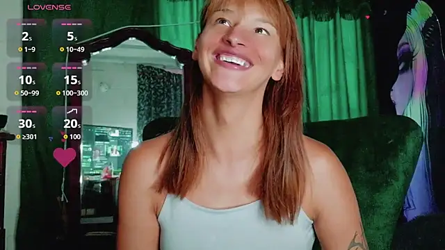 Snapshot of Summer_XO chatting on 05/23/26, 05:39 Summer XO online show from 05/23/26, 05:39