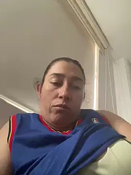 andreaisis2 online show from 03/17/25, 09:34