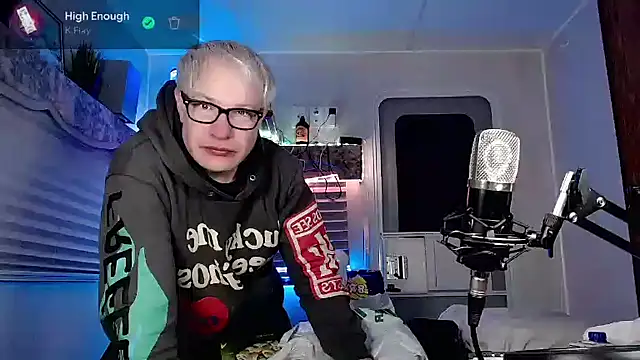 Snapshot of Snarfle82 chatting on 03/12/25, 05:46 Snarfle82 online show from 03/12/25, 05:46