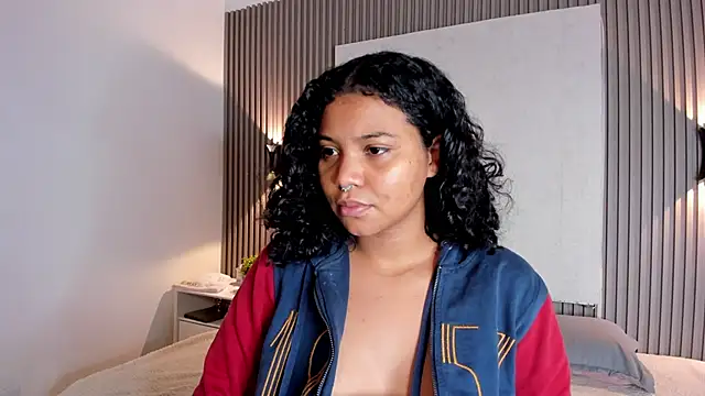 Zafiiraa online show from 01/07/26, 12:51