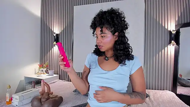 Zafiiraa online show from 03/16/26, 12:31