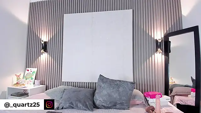 Zafiiraa online show from 04/01/26, 01:41