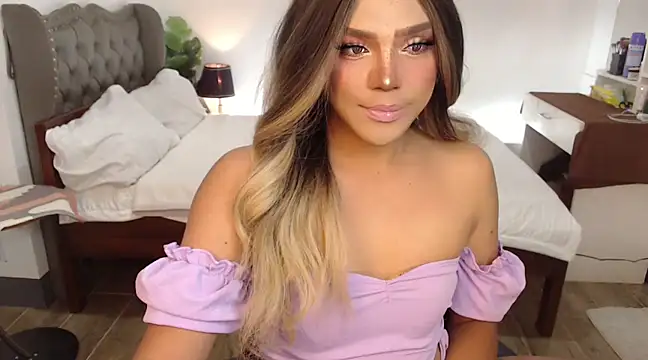 Snapshot of liaa_lurrecams chatting on 02/26/25, 10:47 liaa lurrecams online show from 02/26/25, 10:47