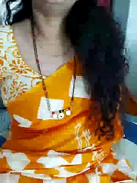 Snapshot of Indian_desi_wife chatting on 12/10/24, 03:09 Indian desi wife online show from 12/10/24, 03:09