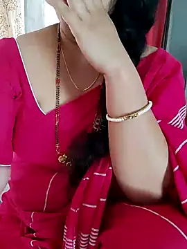 Snapshot of Indian_desi_wife chatting on 12/14/24, 07:18 Indian desi wife online show from 12/14/24, 07:18