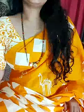 Snapshot of Indian_desi_wife chatting on 01/01/25, 05:00 Indian desi wife online show from 01/01/25, 05:00