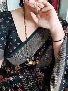 Snapshot of Indian_desi_wife chatting on 01/12/25, 07:53 Indian desi wife online show from 01/12/25, 07:53