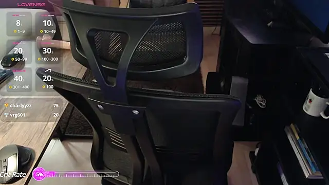 Snapshot of cabinda252 chatting on 02/11/25, 02:25 cabinda252 online show from 02/11/25, 02:25