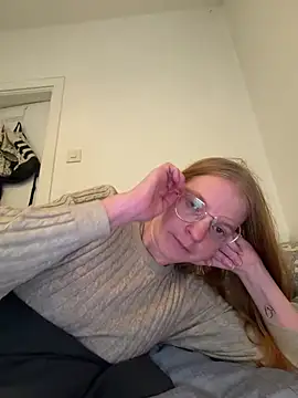 Snapshot of jannis1992 chatting on 06/15/26, 11:56 jannis1992 online show from 06/15/26, 11:56