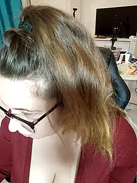 DienkaGreen online show from 11/06/25, 05:08