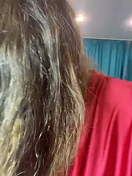 DienkaGreen online show from 12/15/25, 06:28