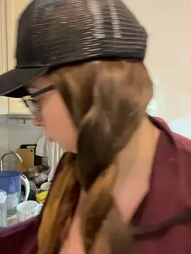 DienkaGreen online show from 01/10/26, 07:15