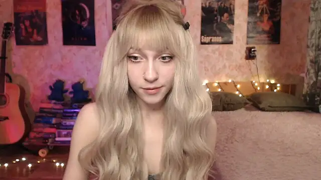 Friendly Ellie online show from 01/20/25, 12:15