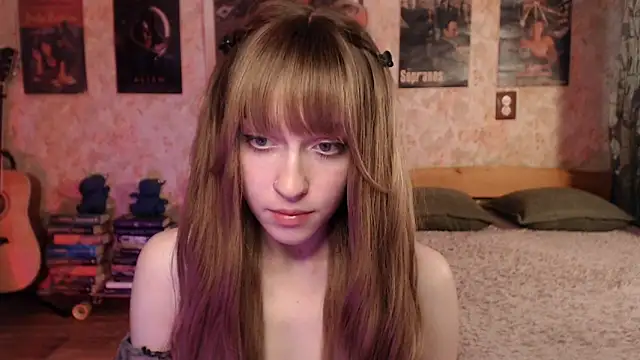 Friendly Ellie online show from 06/01/26, 12:18