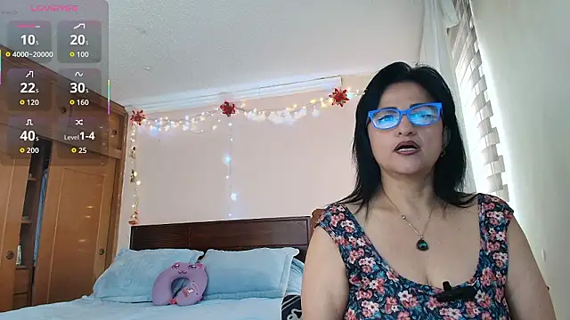 ISABEEL SOFIA01 online show from 03/17/26, 01:03