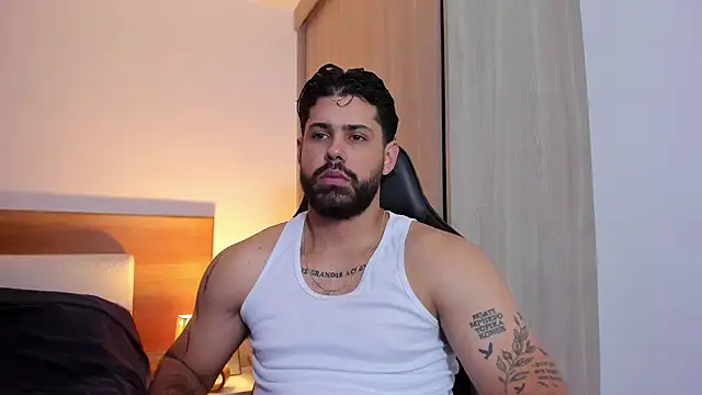 Justyn Torres online show from 03/11/25, 02:51