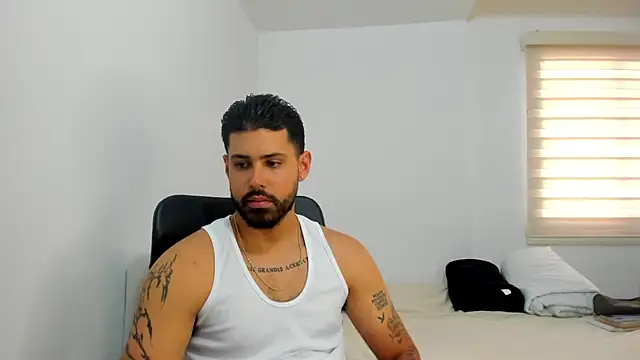 Justyn Torres online show from 09/10/25, 10:21