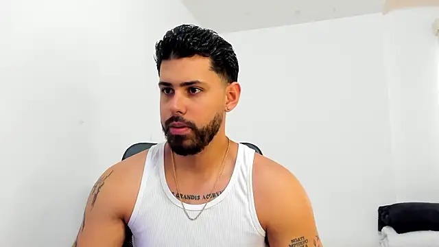 Justyn Torres online show from 10/17/25, 06:54