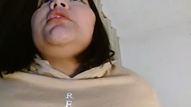 sexychubby    online show from 01/05/25, 12:09