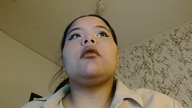 Snapshot of sexychubby___ chatting on 12/05/25, 05:09 sexychubby online show from 12/05/25, 05:09