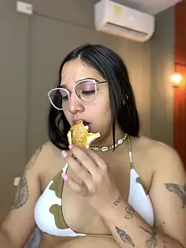 Amandanauty online show from 12/21/24, 03:03