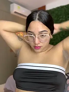 Amandanauty online show from 01/16/25, 04:38