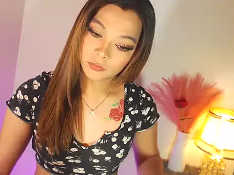 MajesticKitana online show from 12/04/25, 05:06