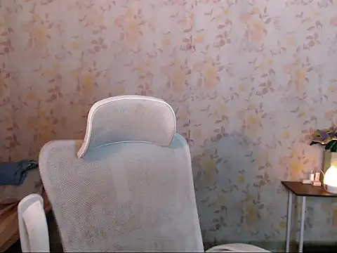 Snapshot of OdessaBODY chatting on 02/14/26, 11:12 OdessaBODY online show from 02/14/26, 11:12