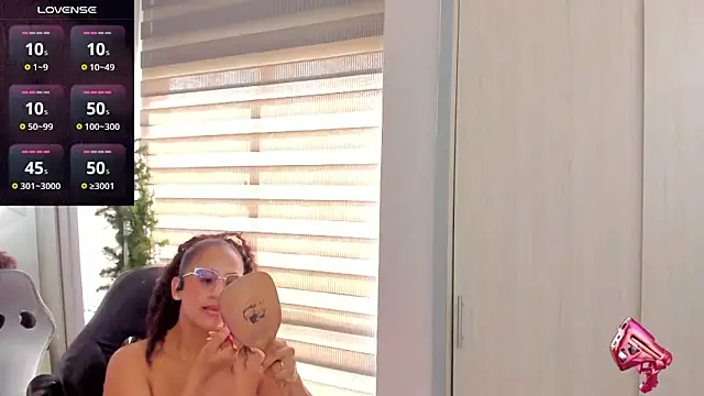 EmmaFerrary online show from 12/16/25, 05:40