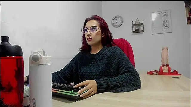 Snapshot of Scarlett_Sen chatting on 02/21/25, 12:28 Scarlett Sen online show from 02/21/25, 12:28