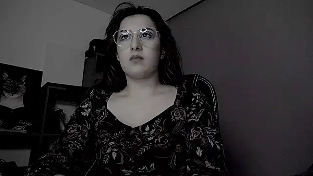 Snapshot of Scarlett_Sen chatting on 09/27/25, 02:55 Scarlett Sen online show from 09/27/25, 02:55