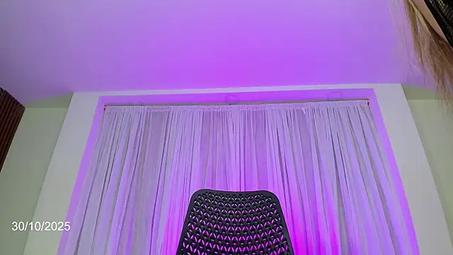 Snapshot of jaddyk_ chatting on 10/30/25, 09:48 jaddyk online show from 10/30/25, 09:48