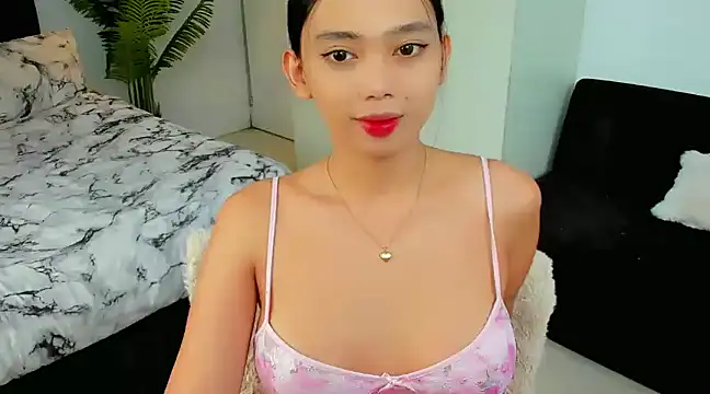 Snapshot of GenesisCastillano chatting on 02/11/25, 05:37 GenesisCastillano online show from 02/11/25, 05:37