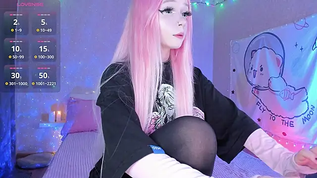 Snapshot of Misty_Shadow chatting on 11/07/25, 08:53 Misty Shadow online show from 11/07/25, 08:53