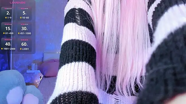 Snapshot of Misty_Shadow chatting on 11/18/25, 10:14 Misty Shadow online show from 11/18/25, 10:14