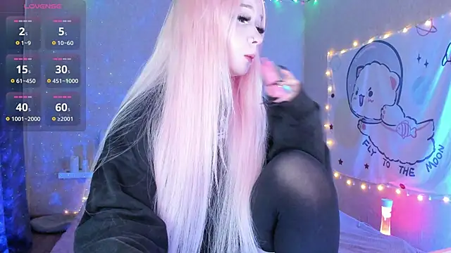 Snapshot of Misty_Shadow chatting on 12/01/25, 11:43 Misty Shadow online show from 12/01/25, 11:43