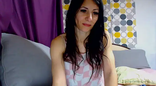 Snapshot of sexyevalove chatting on 12/15/24, 03:34 sexyevalove online show from 12/15/24, 03:34