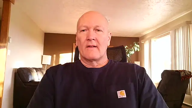 Snapshot of BasicAnt chatting on 02/08/26, 02:53 BasicAnt online show from 02/08/26, 02:53