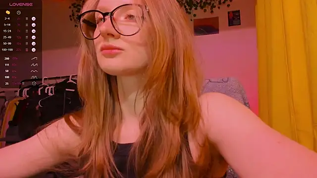 mollytuck online show from 11/30/25, 04:55