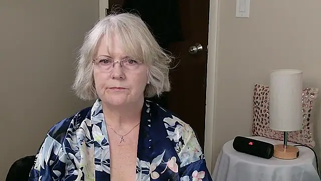 Kaitlyn Winters online show from 01/15/25, 07:12