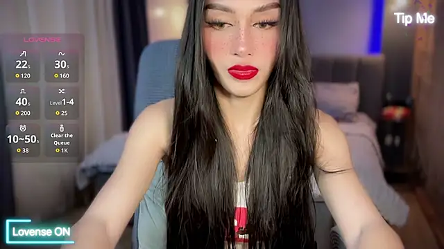 UrdreamTSgirl online show from 02/02/26, 08:35