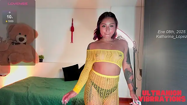 Snapshot of Katharina_Lopez chatting on 01/07/25, 09:25 Katharina Lopez online show from 01/07/25, 09:25