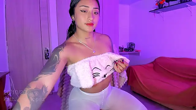 Snapshot of Katharina_Lopez chatting on 10/28/25, 09:50 Katharina Lopez online show from 10/28/25, 09:50