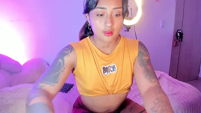 Katharina Lopez online show from 05/20/26, 10:27