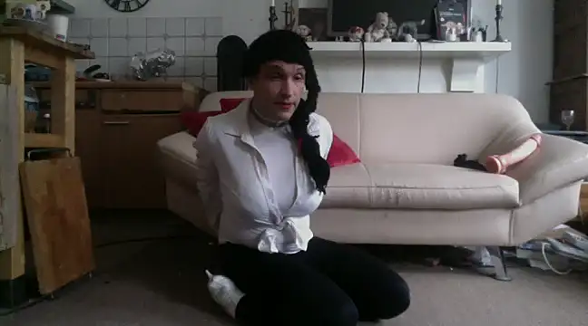 Sissy naomi online show from 12/10/24, 09:55