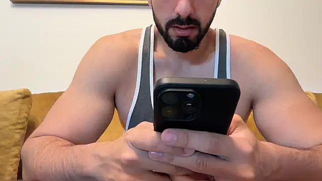 Snapshot of jeffmaverick12 chatting on 09/23/25, 05:21 jeffmaverick12 online show from 09/23/25, 05:21