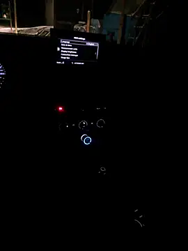 Snapshot of utoopia777 chatting on 11/27/25, 04:09 utoopia777 online show from 11/27/25, 04:09