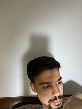 Hermanooooooo online show from 03/13/26, 06:20