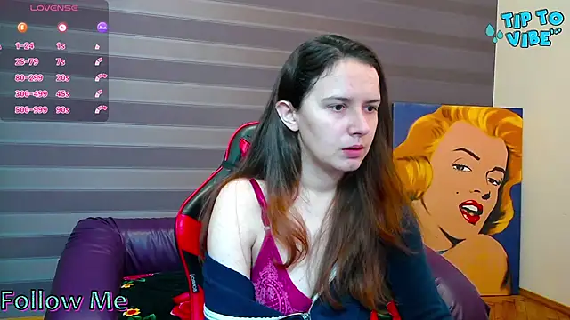 iris nikhols online show from 12/02/25, 03:34