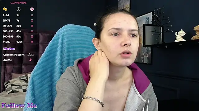 Snapshot of iris_nikhols chatting on 06/14/26, 01:58 iris nikhols online show from 06/14/26, 01:58